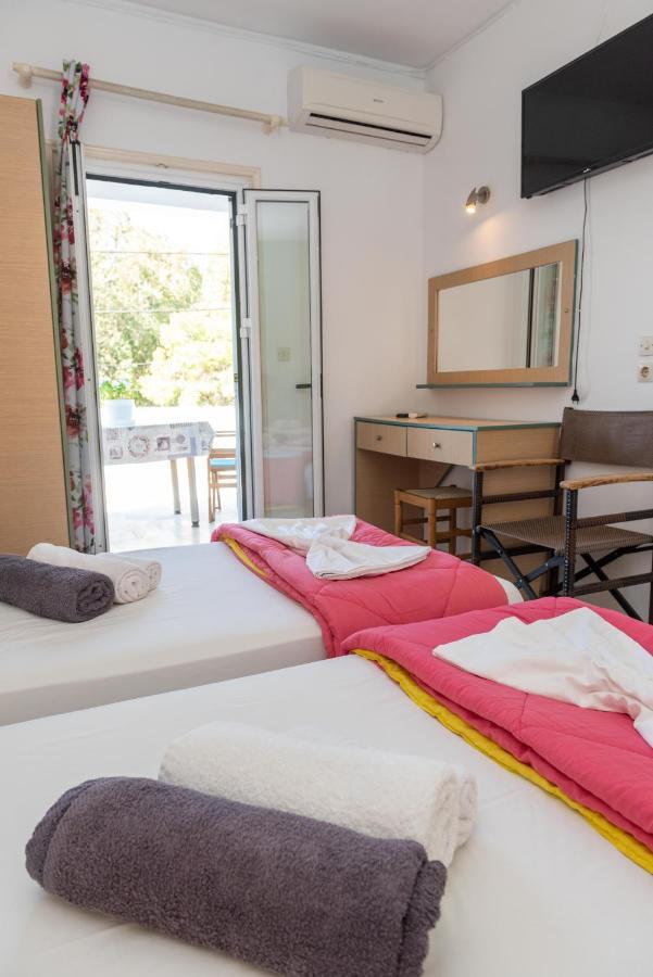 Ilias Studios Sevasti Panormos  Eksteriør bilde